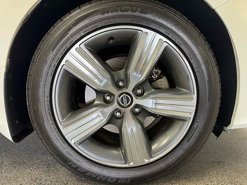 Used 2021 Nissan Altima 2.5 SV image 25