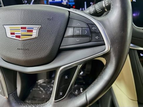 Used 2017 Cadillac XT5 Luxury w/ Driver Awareness Package FWD image 33