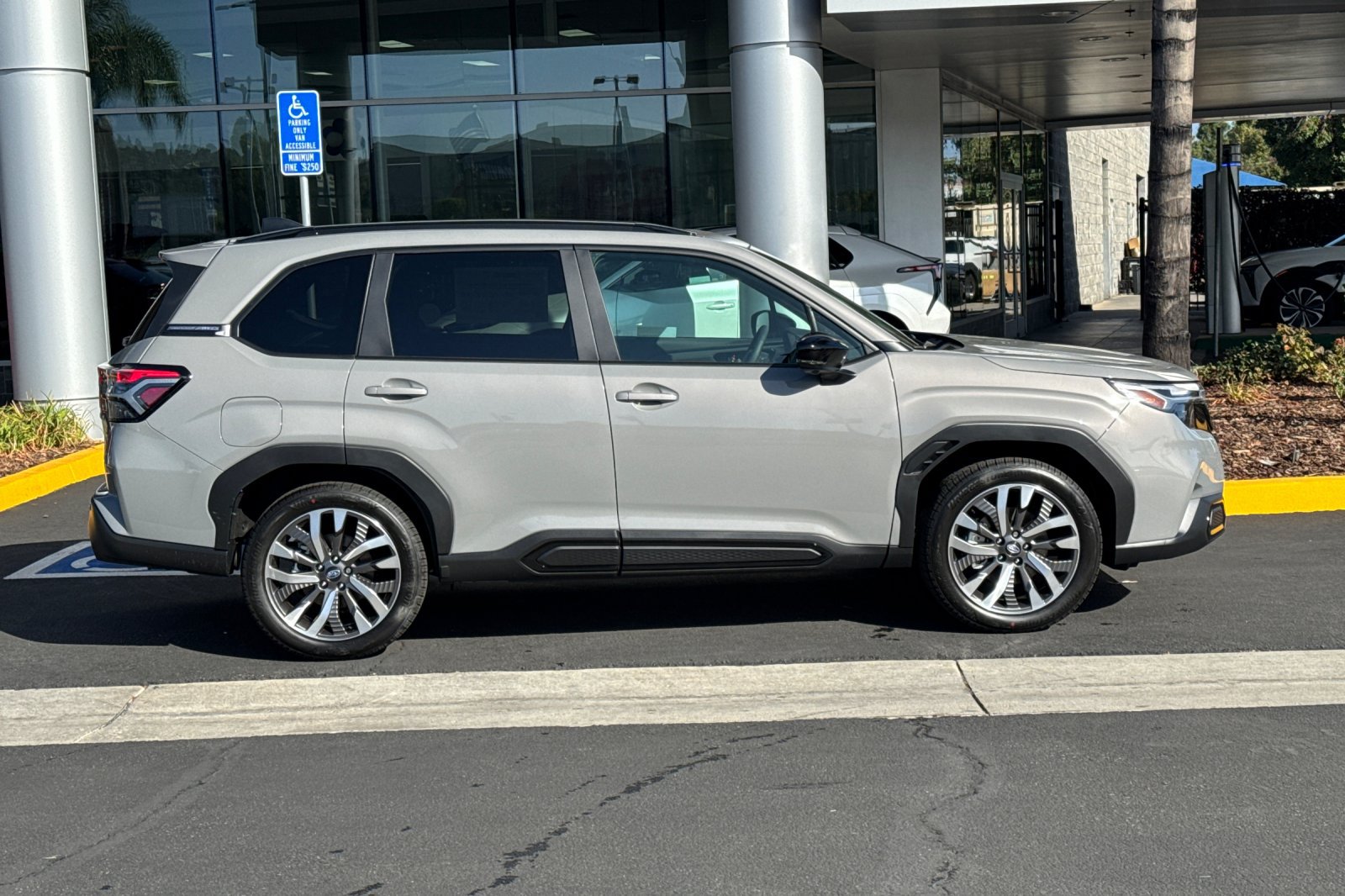 New 2026 Subaru Forester Touring AWD/4WD image 3