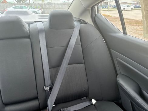 Used 2025 Nissan Altima 2.5 SV FWD image 35