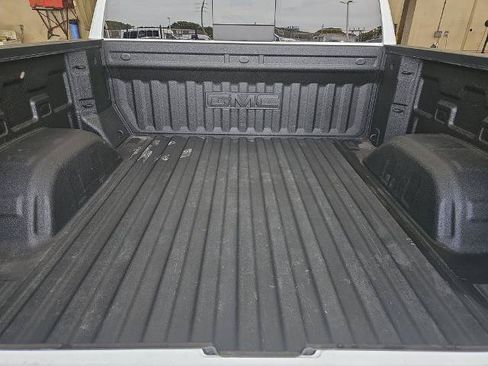 Used 2019 GMC Sierra 1500 SLT w/ SLT Premium Plus Package AWD/4WD image 12