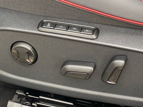 Certified 2025 Volkswagen GTI SE image 13