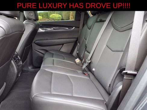 Used 2023 Cadillac XT5 Premium Luxury AWD/4WD image 8