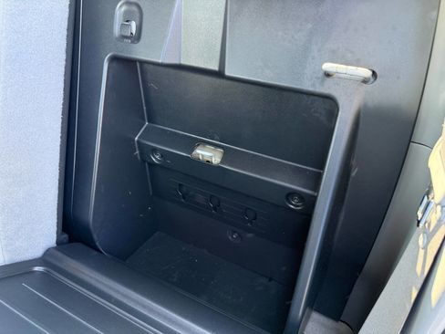 Used 2011 Toyota Tacoma 4x4 Double Cab image 73