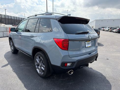 Used 2023 Honda Passport EX-L image 6