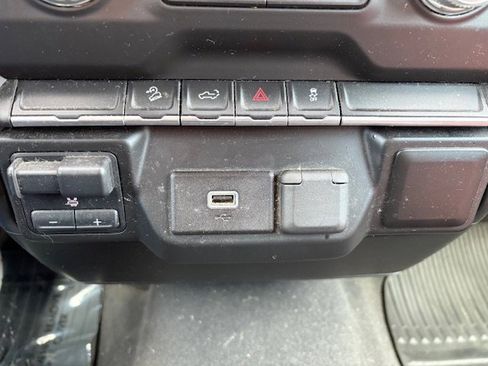 Used 2019 GMC Sierra 1500 4x4 Crew Cab image 14