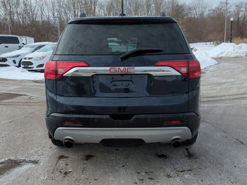 Used 2017 GMC Acadia SLT image 7