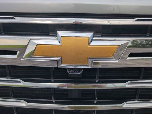 Used 2026 Chevrolet Silverado 2500 LTZ w/ LTZ Plus Package AWD/4WD image 31