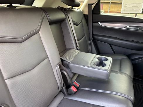 Used 2019 Cadillac XT5 Luxury AWD/4WD image 33
