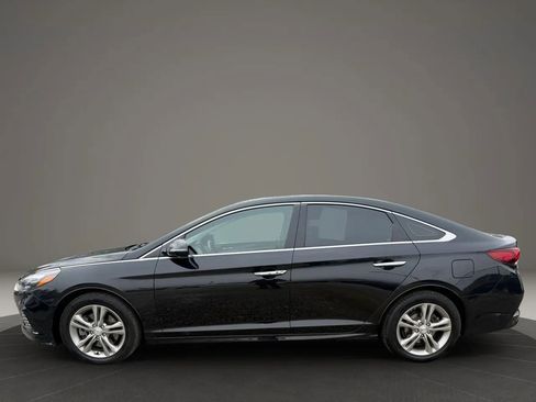 Used 2018 Hyundai Sonata Limited w/ Ultimate Package 07 FWD image 8