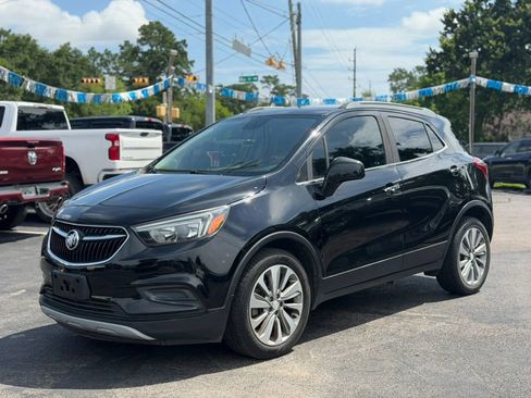 Used 2020 Buick Encore Preferred FWD image 1