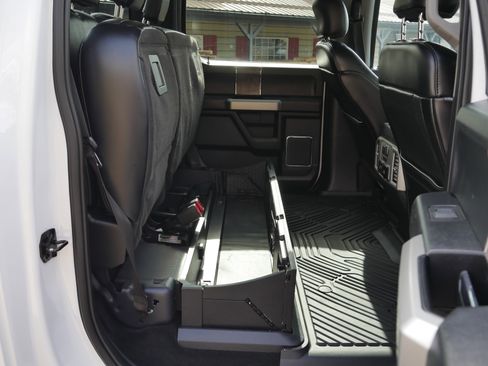 Used 2017 Ford F250 Lariat image 30