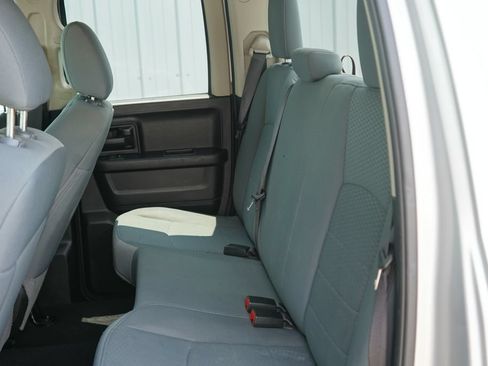 Used 2019 RAM 1500 Express w/ Express Value Package AWD/4WD image 27