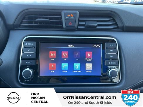 Used 2025 Nissan Versa S w/ Trunk Package FWD image 22