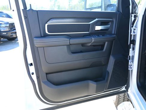 New 2025 RAM 2500 Lone Star image 9