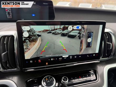 Used 2025 Ford Expedition Max Platinum w/ Stealth Appearance Package image 31