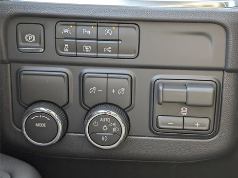 New 2026 Chevrolet Tahoe Premier w/ Sun And Tow Package image 14