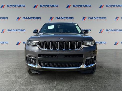 Used 2022 Jeep Grand Cherokee L Limited AWD/4WD image 8