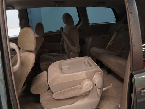 Used 2004 Toyota Sienna FWD image 17