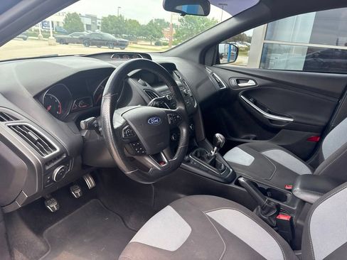 Used 2018 Ford Focus ST FWD image 10