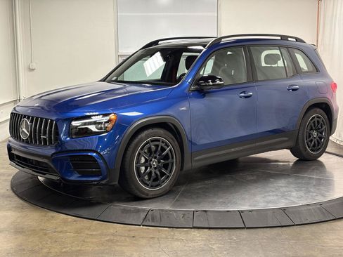 Used 2025 Mercedes-Benz GLB 35 AMG 4MATIC image 4