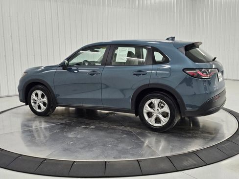 Certified 2025 Honda HR-V LX image 3