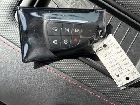 Used 2021 Chevrolet Tahoe RST w/ Luxury Package image 38