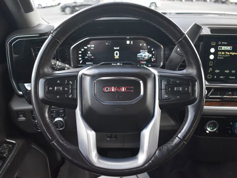 Used 2022 GMC Sierra 1500 SLT w/ X31 Off-Road Package AWD/4WD image 3