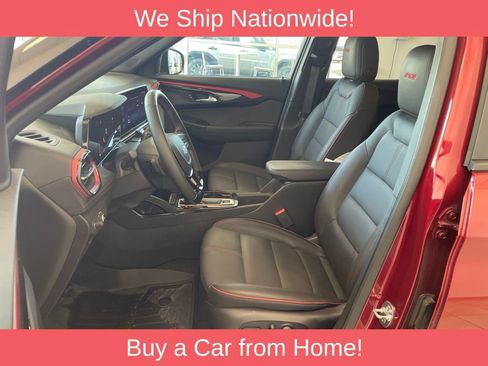 Used 2025 Chevrolet TrailBlazer RS w/ Convenience Package AWD/4WD image 8