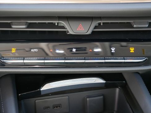 New 2026 Buick Envision Avenir AWD/4WD image 8