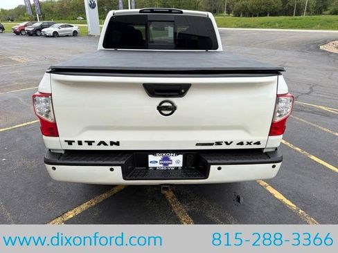 Used 2018 Nissan Titan Platinum Reserve AWD/4WD image 7
