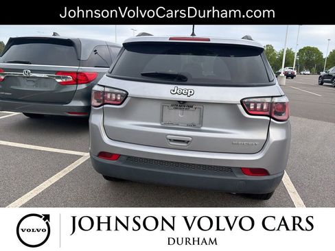 Used 2018 Jeep Compass Sport image 12