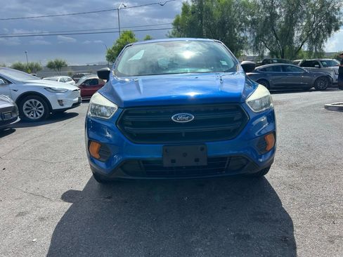Used 2017 Ford Escape S image 2