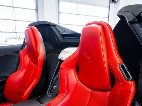 Used 2021 Chevrolet Corvette Stingray Preferred Conv w/ Battery Protection Package image 37