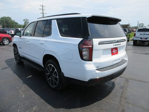 Used 2021 Chevrolet Tahoe RST w/ Luxury Package AWD/4WD image 11