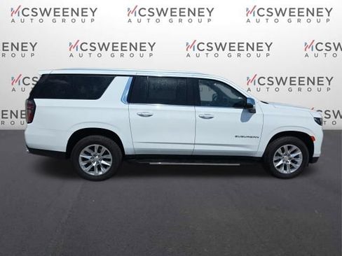 Used 2023 Chevrolet Suburban Premier RWD image 8