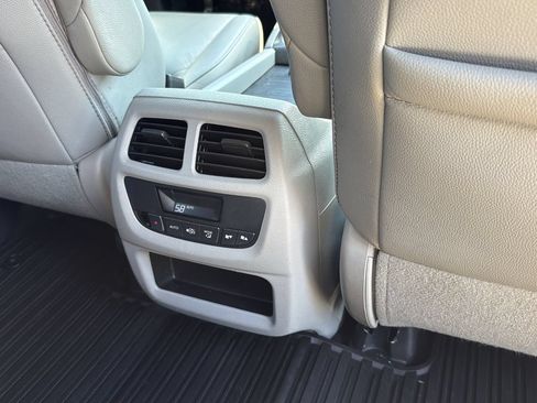 Used 2016 Honda Pilot EX-L image 22