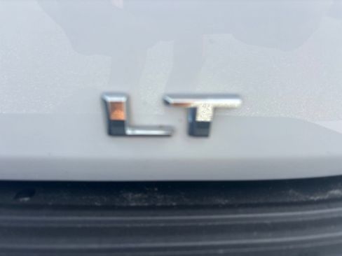 Used 2024 Chevrolet Tahoe LT RWD image 11