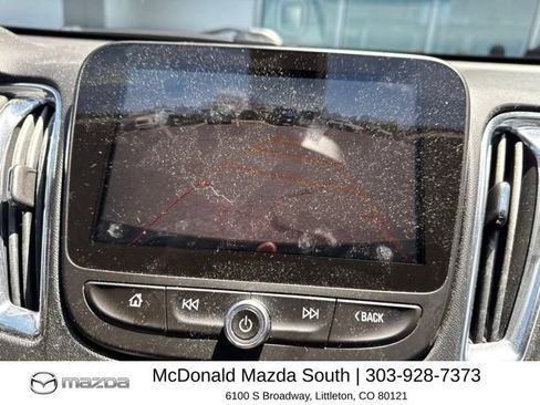 Used 2016 Chevrolet Malibu Premier FWD image 8