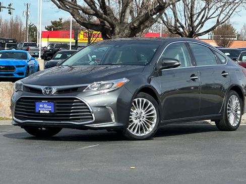 Used 2017 Toyota Avalon Limited w/ All Weather Liner Package image 1