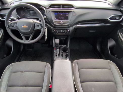 Used 2021 Chevrolet TrailBlazer LS FWD image 15