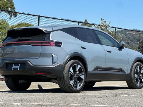 Used 2025 Polestar Polestar 3 AWD/4WD image 2