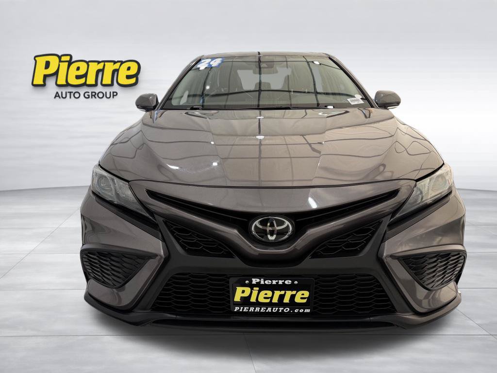 Used 2024 Toyota Camry SE FWD image 7