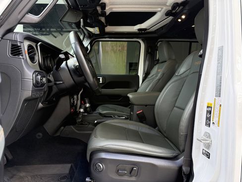 Used 2024 Jeep Gladiator Mojave image 22