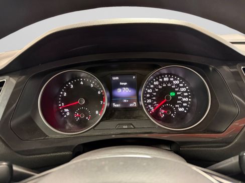 Used 2018 Volkswagen Tiguan S FWD image 19