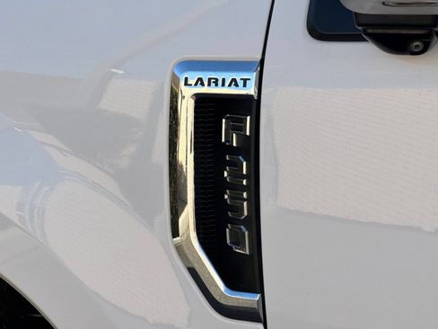 Used 2019 Ford F250 Lariat w/ Lariat Ultimate Package AWD/4WD image 27