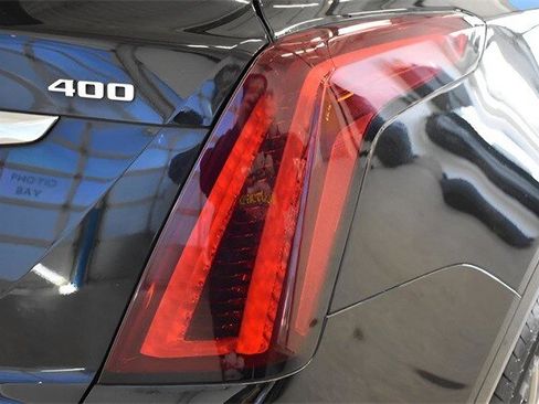 Used 2021 Cadillac XT5 Premium Luxury image 12