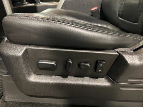 Used 2013 Ford F150 Raptor w/ Luxury Equipment Group image 25