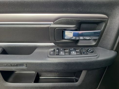 Used 2022 RAM 1500 Classic Warlock w/ Electronics Group AWD/4WD image 10