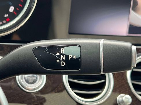 Used 2019 Mercedes-Benz E 300 image 32